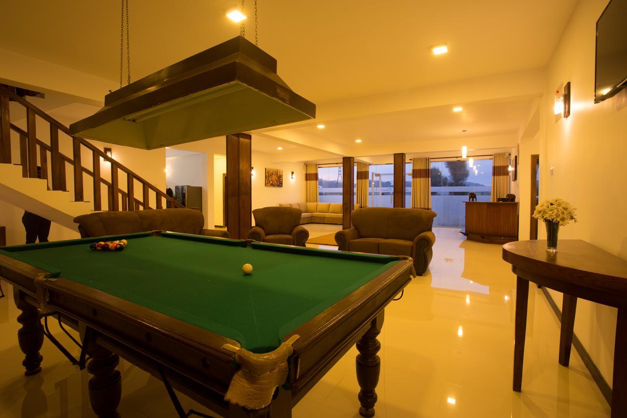 Grand Camellia Hotel Nuwara Eliya Eksteriør billede