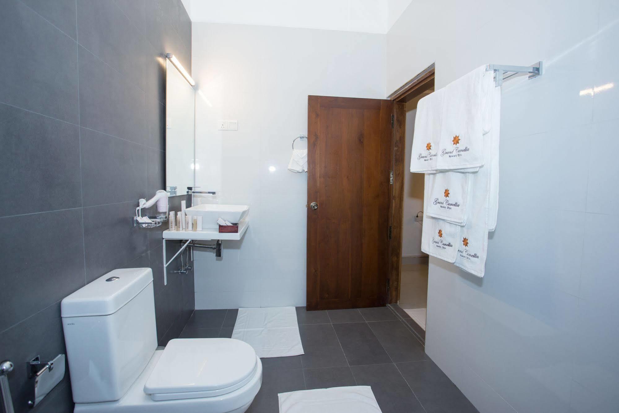 Grand Camellia Hotel Nuwara Eliya Eksteriør billede